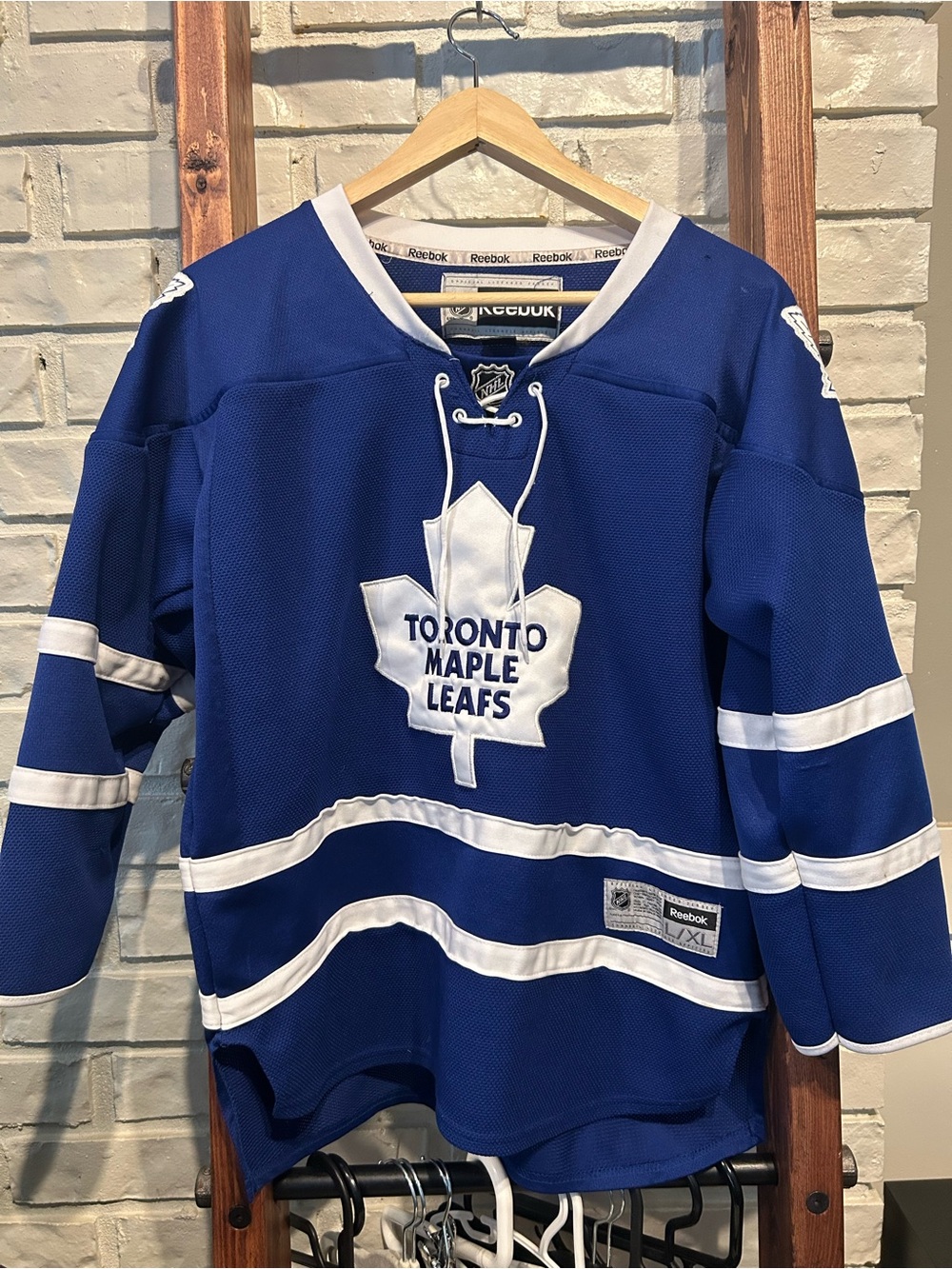 Reebok Toronto Maple Leafs jersey L/XL #1